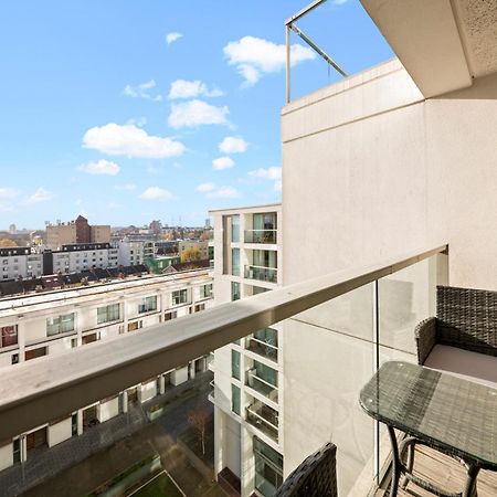 Londwell, Canary Wharf Skyline Balcony Suite London Bagian luar foto